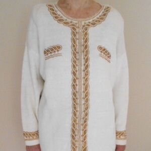 Victoria Harbour vintage 80s granny off white pear gold embroidery trim sweater